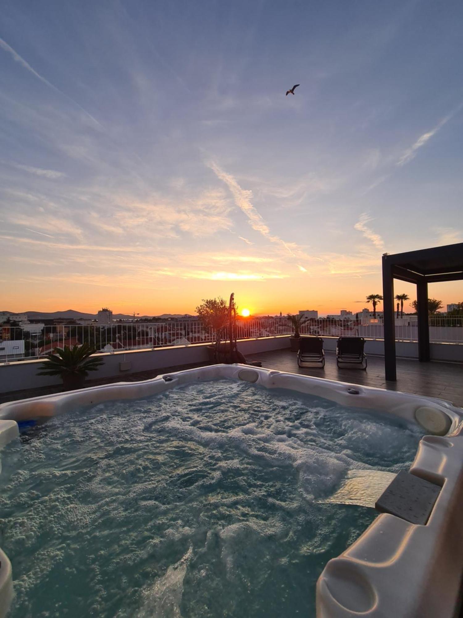 Zadar Sunset Penthouse With Spectacular View And Jacuzzi Leilighet Eksteriør bilde